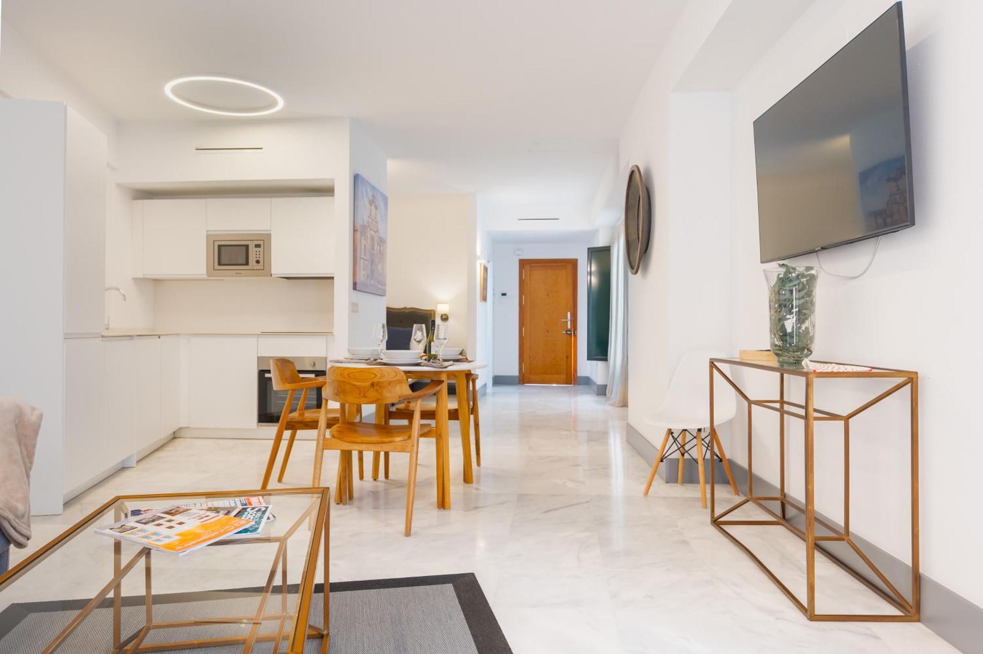 Panther Home Francos Sevilla Buitenkant foto