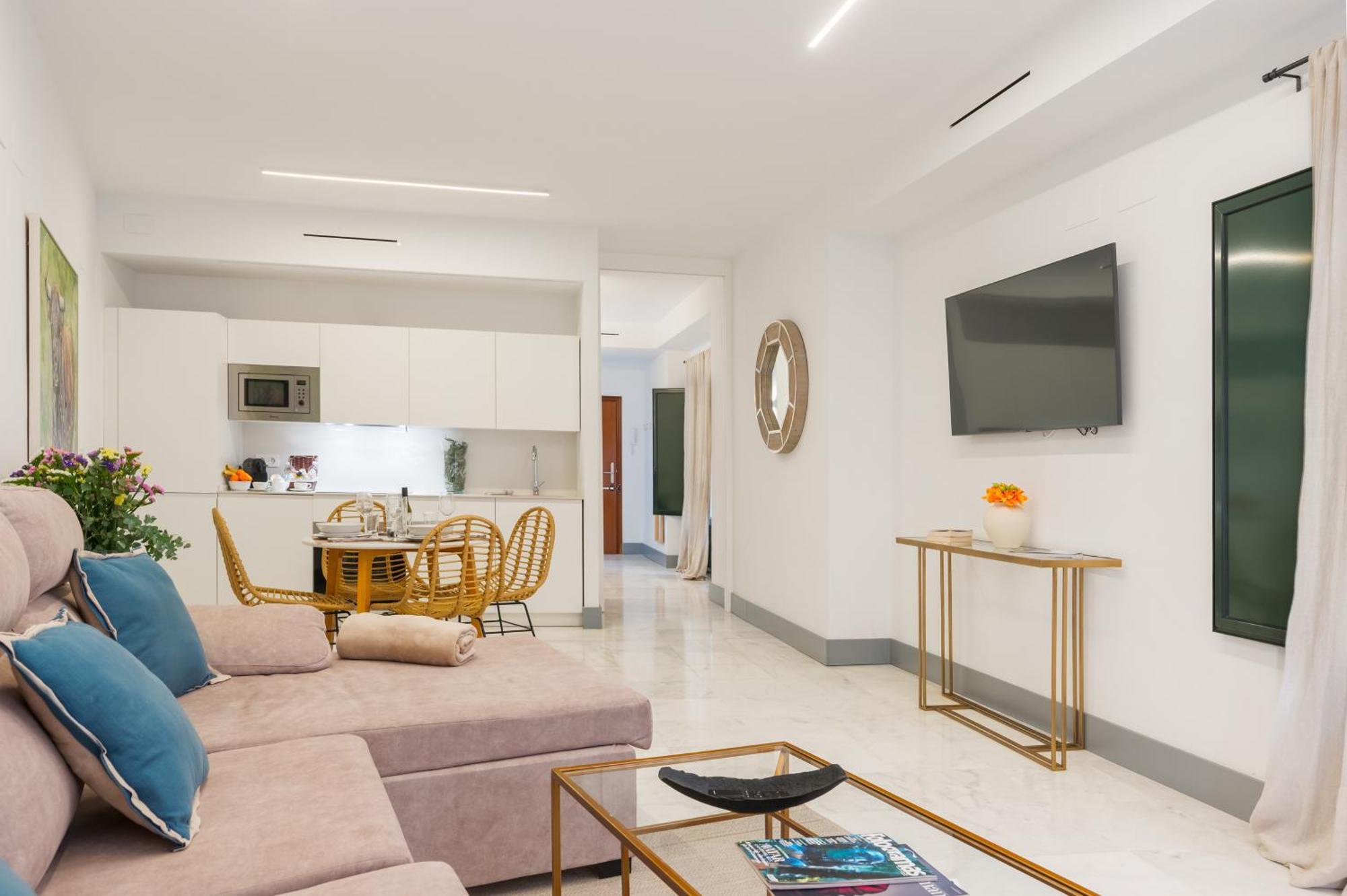 Panther Home Francos Sevilla Buitenkant foto