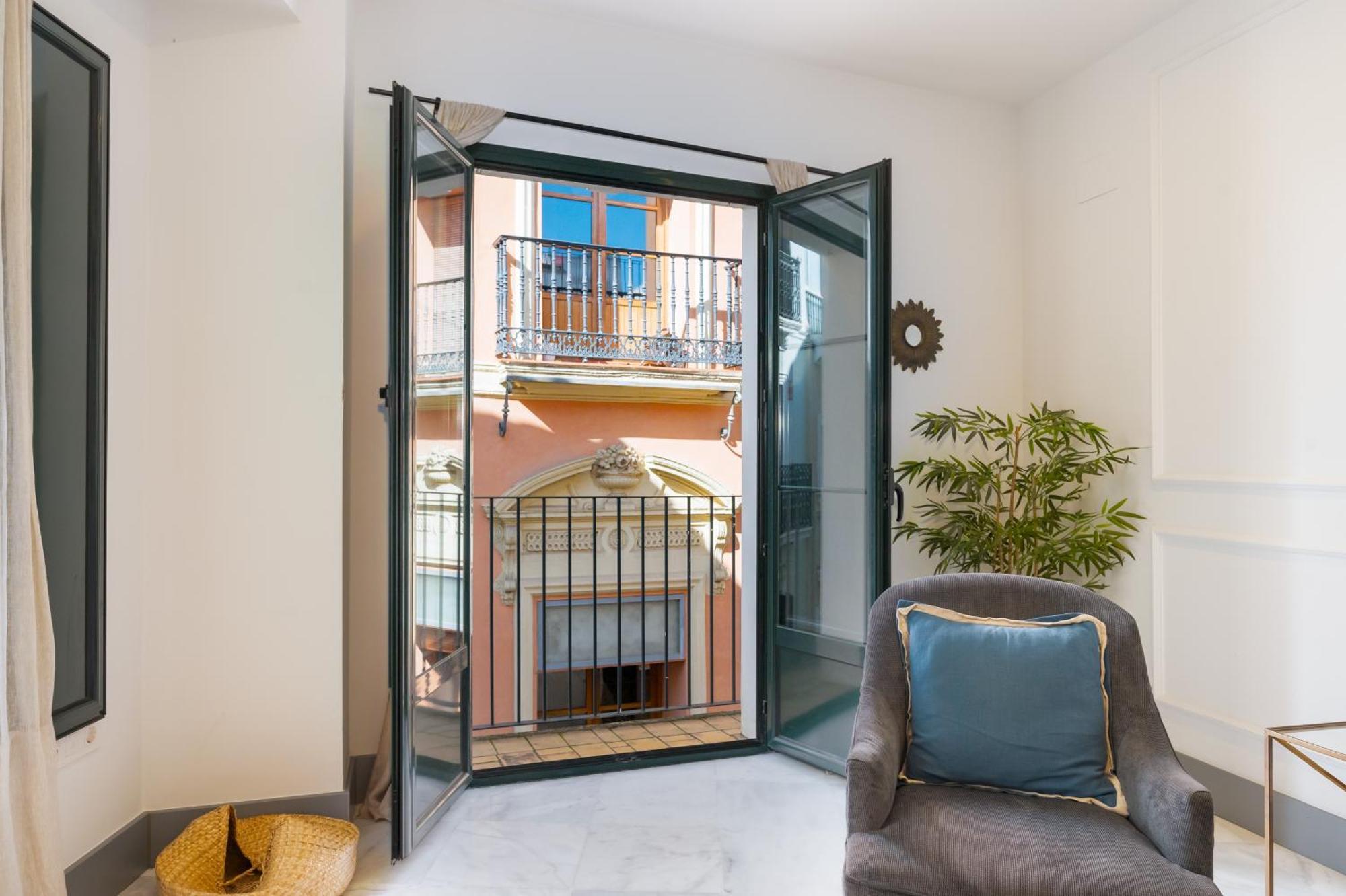 Panther Home Francos Sevilla Buitenkant foto
