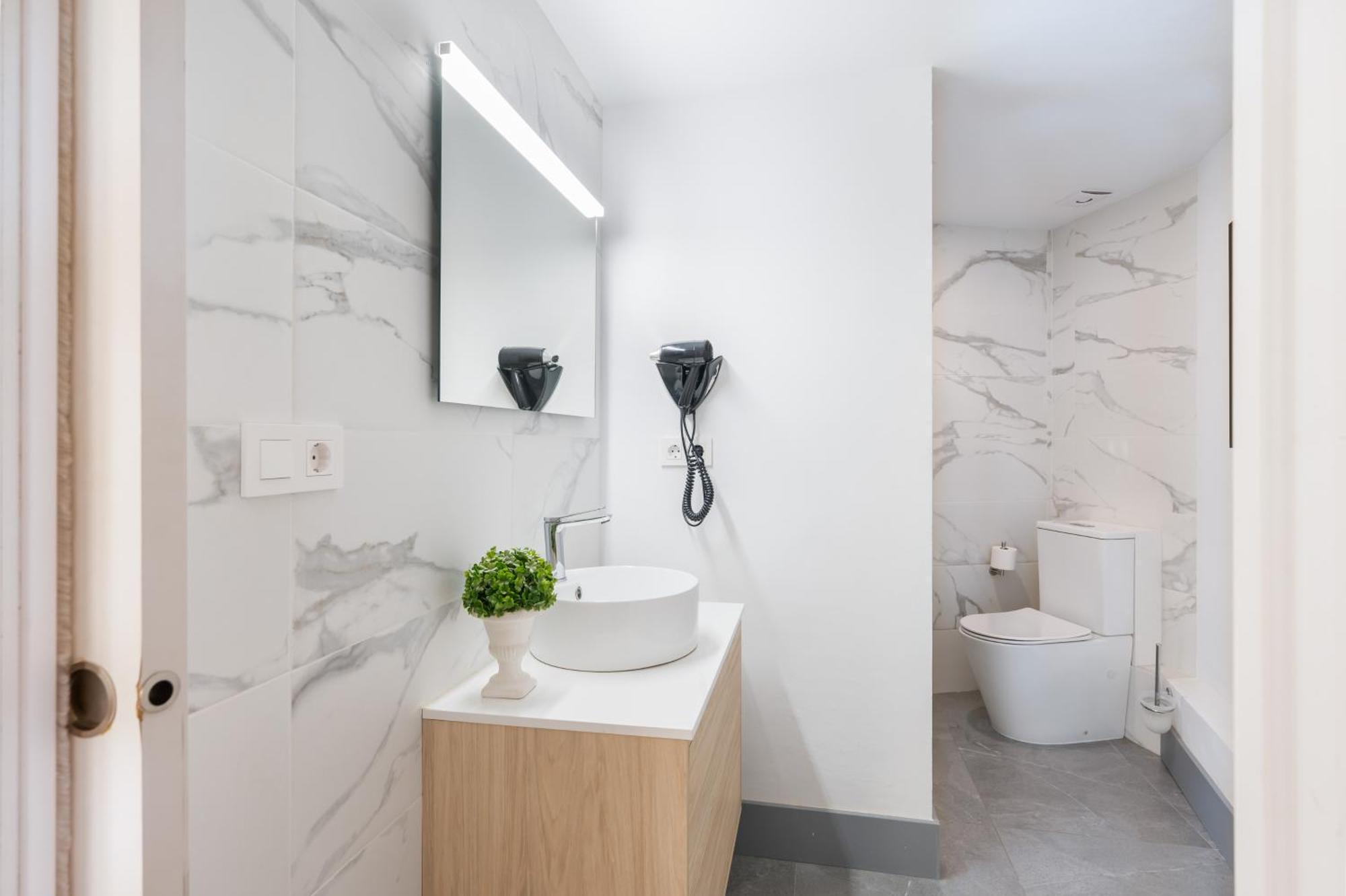 Panther Home Francos Sevilla Buitenkant foto